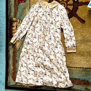 Mother Hubbard style maternity dress